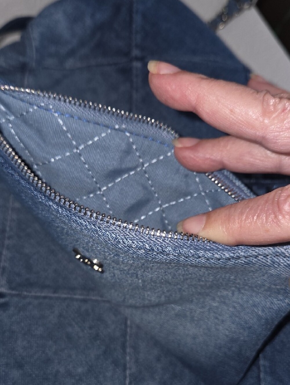 NWOT Quilted Denim Tote in Blue with Chain Strap - Picture 10 of 11
